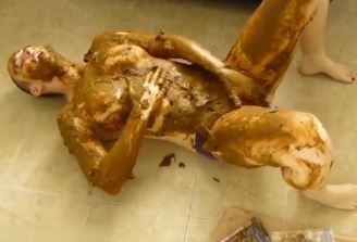 Toilet slut masturbate in shitty mess