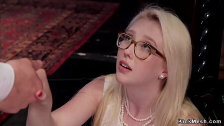 College blonde bdsm fucking in threesome